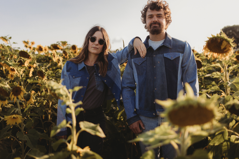 Mailchimp-Veste-Colorblock-de-denim-recycle-homme-femme-woman-man-funny-couple-vest-boxy-upcycled-denim-pockets.6-1