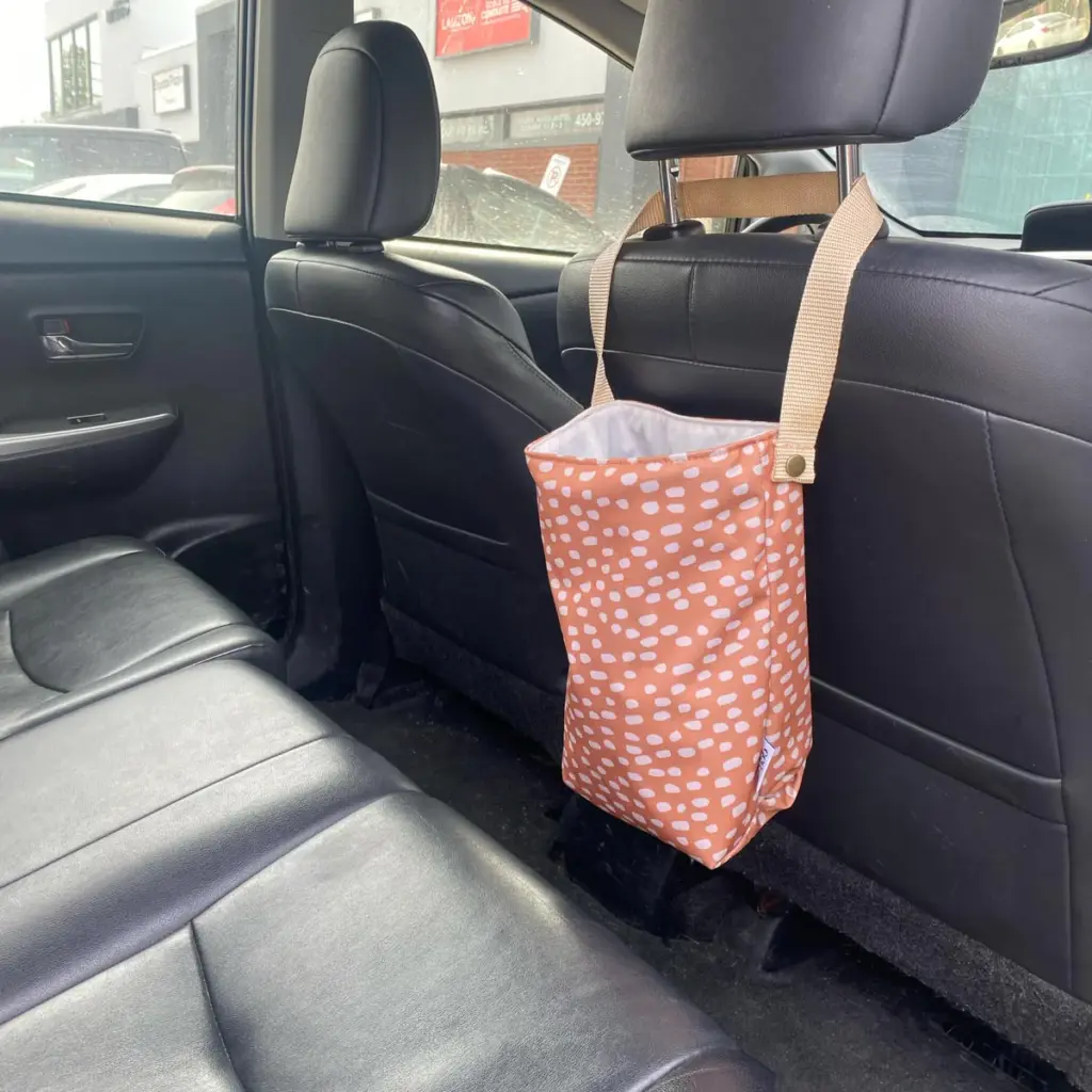 idée cadeau maman accessoire poubelle voiture pratique utile fête des mères quoi offrir compagnie locale québécoise je depense local